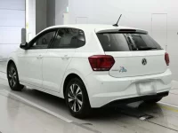 Volkswagen Polo лот № 38112 оценка 4.5  с аукциона в Японии 5