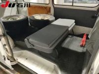 Toyota HIACE VAN лот № 7047 оценка R  с аукциона в Японии 6