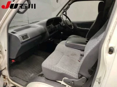 Toyota HIACE VAN  с аукциона в Японии