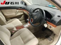 Toyota PREMIO лот № 7056 оценка R  с аукциона в Японии 2