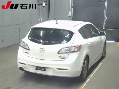 Mazda AXELA  с аукциона в Японии