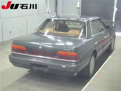 Nissan LAUREL  с аукциона в Японии