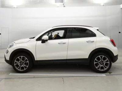 Fiat 500X  с аукциона в Японии