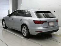 Audi A4 лот № 38121 оценка 4.5  с аукциона в Японии 5