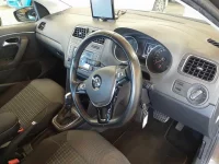 Volkswagen Polo лот № 38139 оценка 4.5  с аукциона в Японии 8