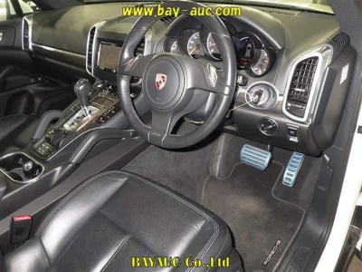 Porsche Cayenne  с аукциона в Японии