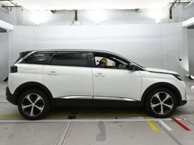 Peugeot 5008  с аукциона в Японии