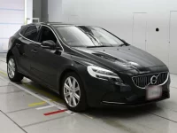 Volvo V40 лот № 38189 оценка 4  с аукциона в Японии 4