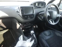 Peugeot 208 лот № 8155 оценка 3.5  с аукциона в Японии 2