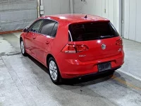 Volkswagen Golf лот № 8187 оценка 3.5  с аукциона в Японии 1