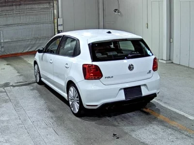 Volkswagen Polo  с аукциона в Японии