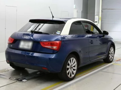 Audi A1  с аукциона в Японии