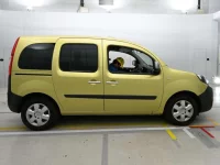 Renault KANGOO лот № 38223 оценка 3.5  с аукциона в Японии 2