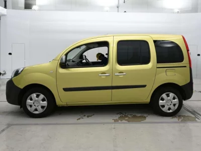 Renault KANGOO  с аукциона в Японии