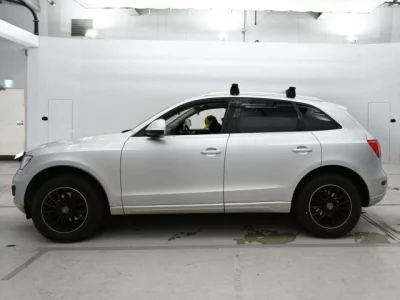 Audi Q5  с аукциона в Японии