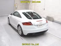 Audi TT лот № 60103 оценка 4  с аукциона в Японии 1