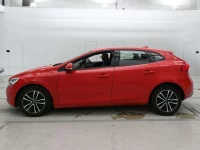 Volvo V40 лот № 90029 оценка 4.5  с аукциона в Японии 3