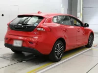 Volvo V40 лот № 90029 оценка 4.5  с аукциона в Японии 1