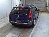 Renault MEGANE лот № 8255 оценка 3.5  с аукциона в Японии 4