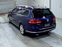 Volkswagen PASSAT VARIANT лот № 8290 оценка 3.5  с аукциона в Японии 1