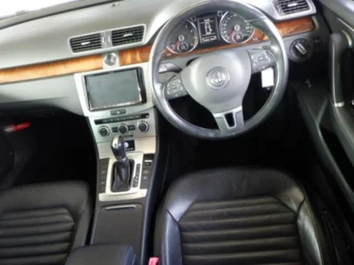 Volkswagen PASSAT VARIANT  с аукциона в Японии