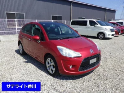 Citroen C3  с аукциона в Японии