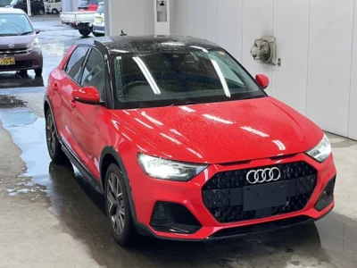 Audi A1  с аукциона в Японии