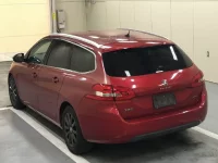 Peugeot 308 лот № 5622 оценка 3.5  с аукциона в Японии 1