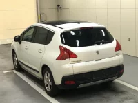 Peugeot 3008 лот № 5623 оценка 3.5  с аукциона в Японии 1