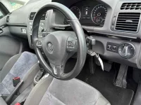 Volkswagen GOLF TOURAN лот № 60022 оценка 4  с аукциона в Японии 2