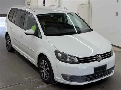 Volkswagen GOLF TOURAN  с аукциона в Японии