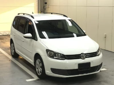 Volkswagen GOLF TOURAN