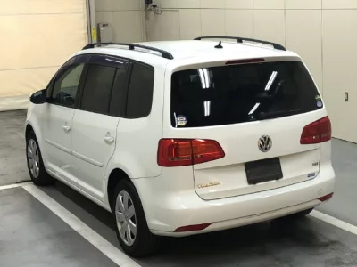 Volkswagen GOLF TOURAN