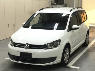 Volkswagen GOLF TOURAN