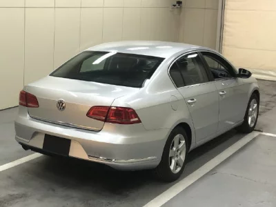 Volkswagen Passat  с аукциона в Японии