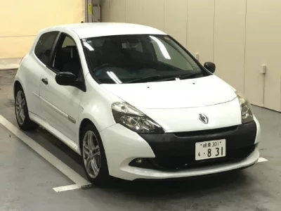 Renault LUTECIA  с аукциона в Японии