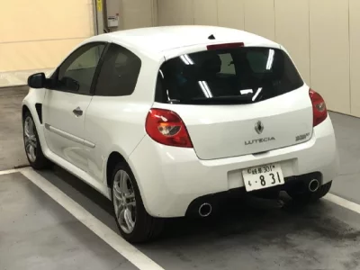 Renault LUTECIA  с аукциона в Японии