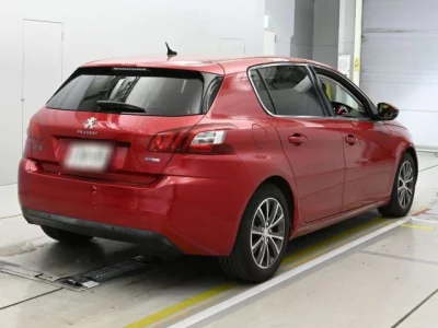 Peugeot 308  с аукциона в Японии