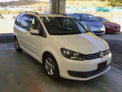 Volkswagen GOLF TOURAN  с аукциона в Японии