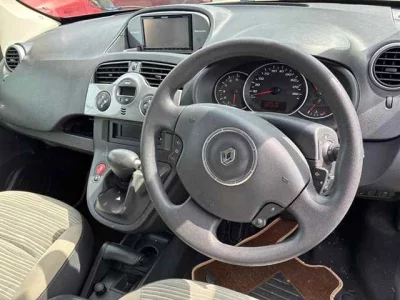 Renault KANGOO  с аукциона в Японии
