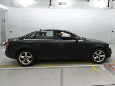 Audi A4  с аукциона в Японии