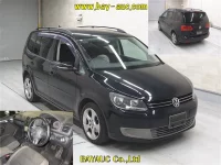 Volkswagen GOLF TOURAN лот № 60411 оценка 3.5  с аукциона в Японии 3