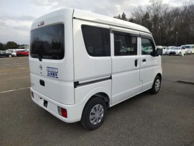 Nissan CLIPPER VAN