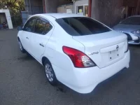 Nissan LATIO лот № 32496 оценка   с аукциона в Японии 4