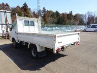 Mazda BONGO лот № 32374 оценка 3.5  с аукциона в Японии 4