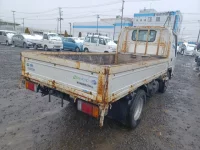 Mazda TITAN лот № 30241 оценка 3  с аукциона в Японии 2