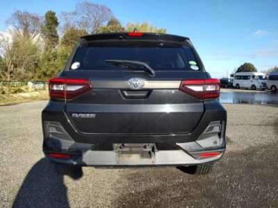 Toyota RAIZE  с аукциона в Японии