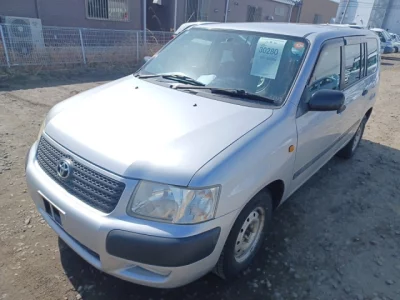 Toyota SUCCEED