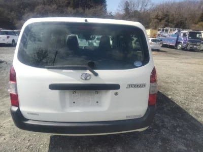 Toyota SUCCEED