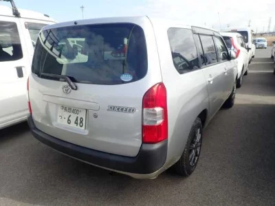 Toyota SUCCEED